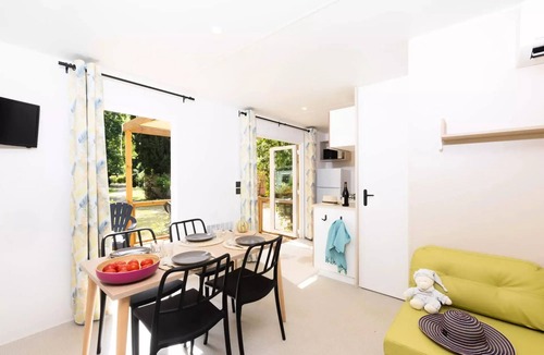 Palau-del-Vidre House | Apartment