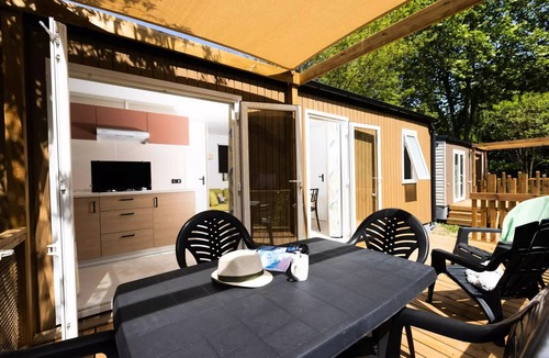 Palau-del-Vidre House | Apartment