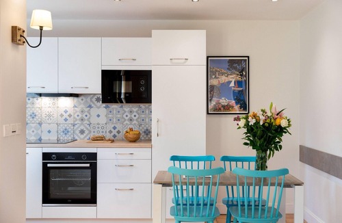 Le Rayol Apartment | Apartment in Saint-Tropez with Beach Access