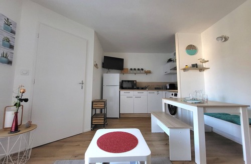 Saint-Brevin-l'Ocean Apartment | Apartment for 2, balcony, parking, near beach – Saint Brevin l'Océan
