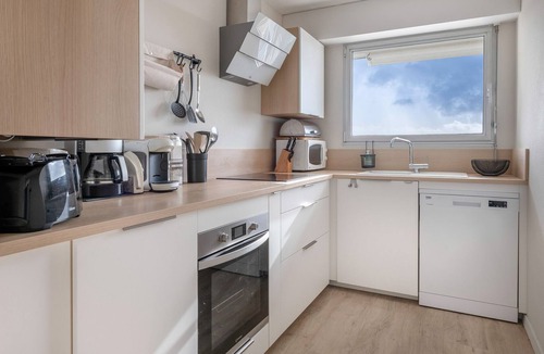 Saint-Brevin-l'Ocean Apartment | Apartment facing the sea for 8 people