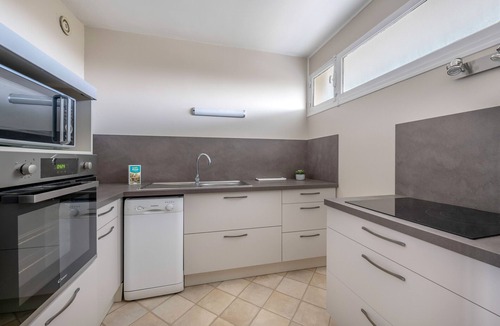 Saint-Brevin-les-Pins Apartment | Apartment facing the sea for 4 in Saint Brévin L’Océan