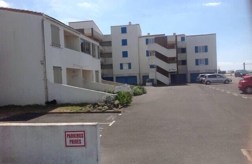 Saint-Hilaire-de-Riez Apartment | Apartment 4 persons beach sea gulls (St Hilaire de Riez)