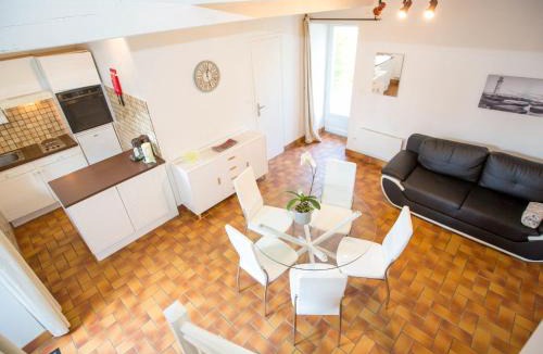 Saint-Jouan-des-Guerets Apartment | Apartment La Malouinière des Longchamps by Interhome