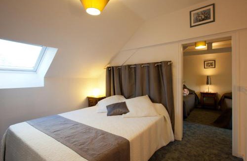 Saint-Jouan-des-Guerets Apartment | Apartment Le Belhem by Interhome