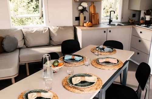 Saint-Laurent-de-Medoc House | Apartment