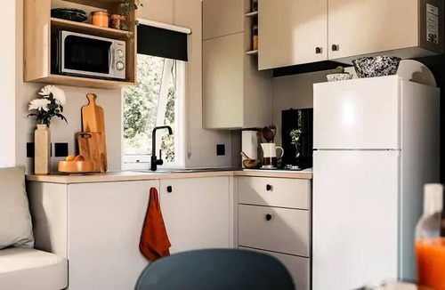 Saint-Laurent-de-Medoc House | Apartment