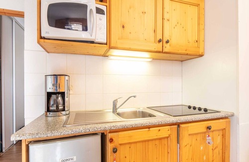 Saint-Sorlin-d'Arves Apartment | Apartment in Saint-Sorlin near Ski Resort