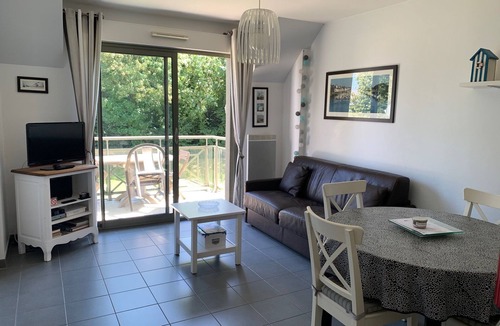 Saint-Valery-sur-Somme Apartment | Apartment St Valéry/Somme - near town center - private parking - internet