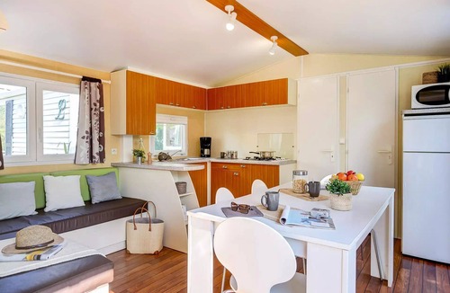 Sainte-Nathalene House | Apartment