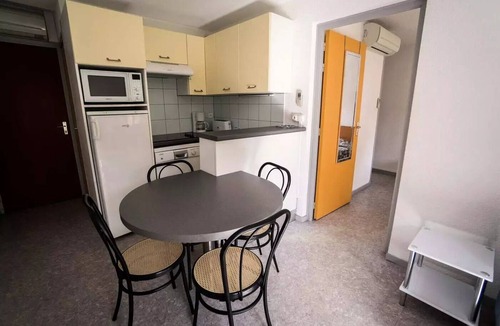 Salies-de-Bearn Apartment | Apartment