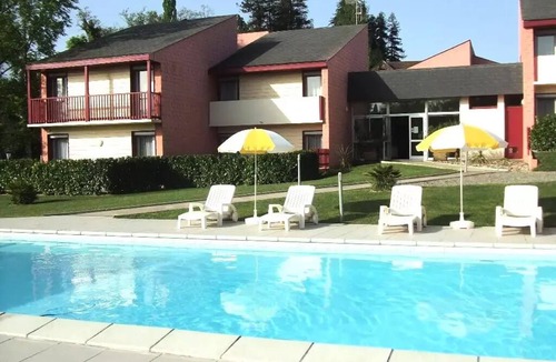 Salies-de-Bearn Apartment | Apartment