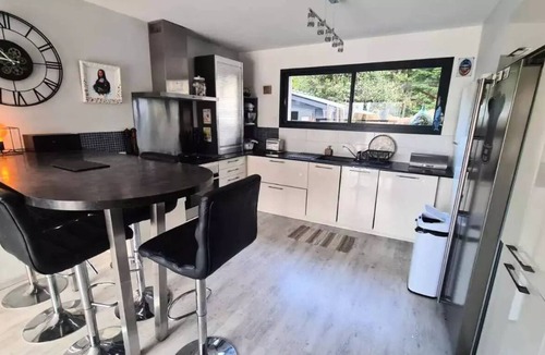 Saint-Andre-des-Eaux Villa | Apartment