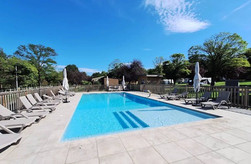 Saint-Germain-Laval House | Apartment