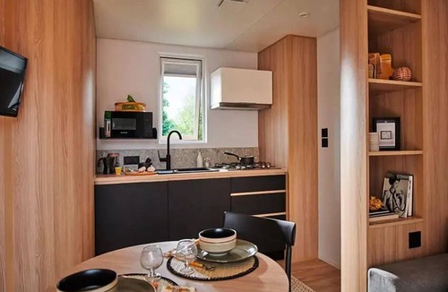 Saint-Julien-des-Landes House | Apartment