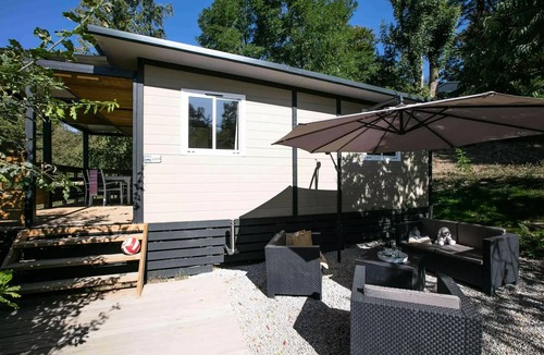 Saint-Leger-de-Fougeret Ski Chalet | Apartment