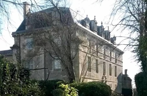 Saint-Michel-en-l'Herm House | Apartment
