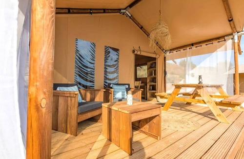 Saint-Michel-en-l'Herm House | Apartment