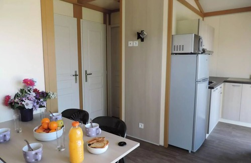 Saint-Paul-de-Vezelin Ski Chalet | Apartment