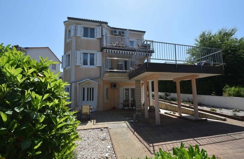 Vantacici Apartment | Apartment Frane 2 with Seaview