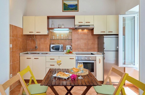 Gornji Kono Apartment | Apartment Fresco - Two Bedroom Apartment, Sleeps 4