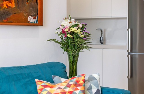 Marbella Seafront Promenade Apartment | Apartment 'Front Line Beach 2 Bedr' with Sea View, Wi-Fi and Air Conditioning