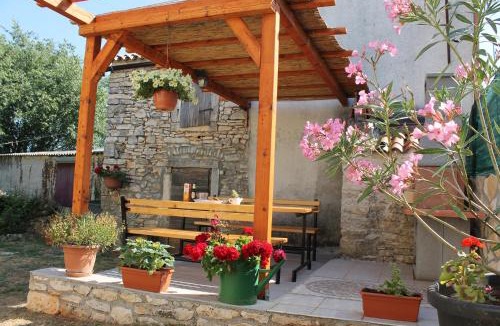 Pinezici Apartment | Apartment Fuma