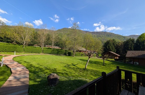 Vaulnaveys-le-Bas RV Rental | Apartment "Génépie" with mountain view, Wi-Fi and air conditioning