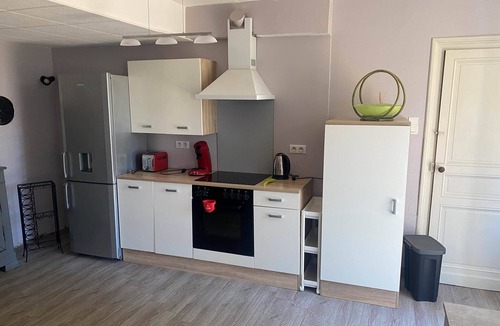 Le Fleix Apartment | Apartment Gîte les Fleurs