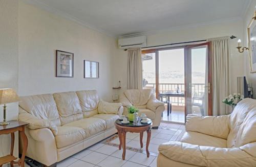 Platja de l'Arenal Apartment | Apartment Galicia Javea-2 by Interhome