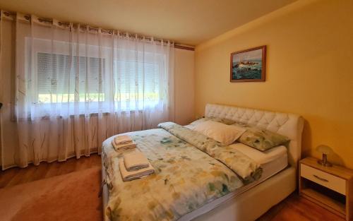 Slunj Apartment | Apartment Garden