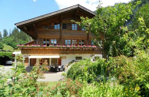 Zweisimmen Apartment | Apartment Giferblick by Interhome