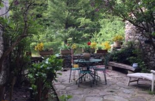 Villefort Apartment | Apartment 'Gîte De La Chatiere' with Mountain View, Private Terrace and Wi-Fi