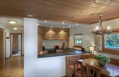 Klosters-Serneus Apartment | Apartment "Glacier" with Wi-Fi