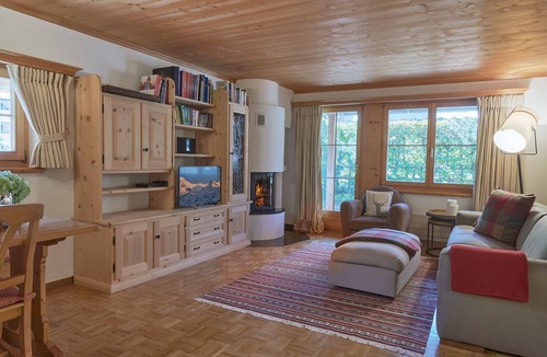 Klosters-Serneus Apartment | Apartment "Glacier" with Wi-Fi