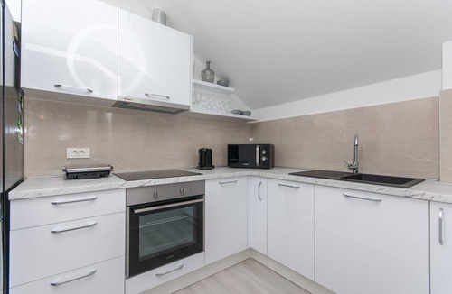 Montovjerna Apartment | Apartment Gloria - One Bedroom Apartment with Terrace
