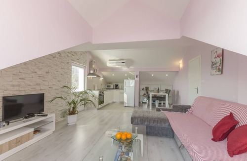 Meterize Apartment | Apartment Golden Sunset