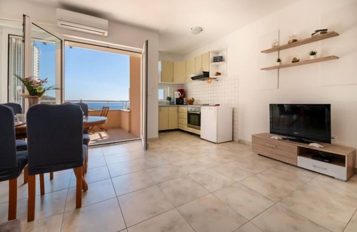 Cesarica Apartment | Apartment Golub by Interhome