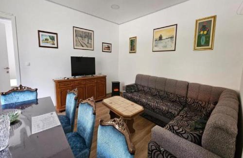 Gracac Apartment | Apartment Gracac - Two Bedroom Apartment with Terrace
