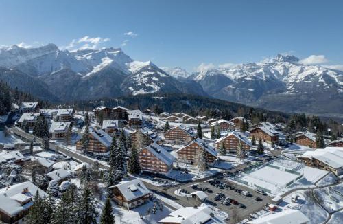 Villars-sur-Ollon Apartment | Apartment Grenat 8 by Interhome