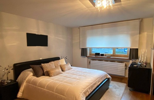 Klosters-Serneus Apartment | Apartment "Grischun" with Terrace & Wi-Fi