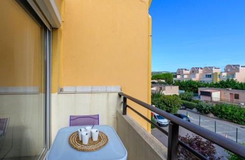 Gruissan Apartment | Apartment Gruissan Port-5 by Interhome