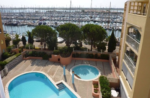 Gruissan Apartment | Apartment Gruissan - Private Parking, Pets Allowed