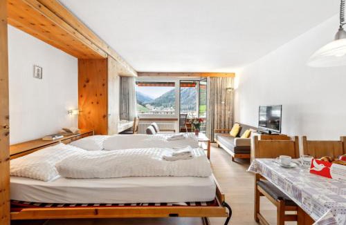 Davos-Dorf Apartment | Apartment Guardaval Apt 107 by Interhome