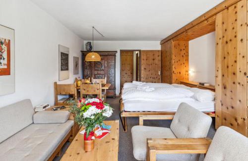 Davos-Dorf Apartment | Apartment Guardaval Apt 305 by Interhome