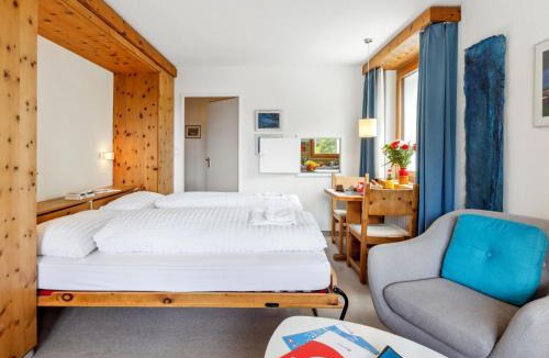 Davos-Dorf Apartment | Apartment Guardaval Apt 501 by Interhome