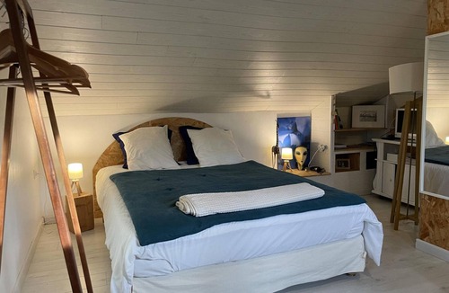 Herisson Apartment | Apartment Hérisson, 1 bedroom, 2 persons