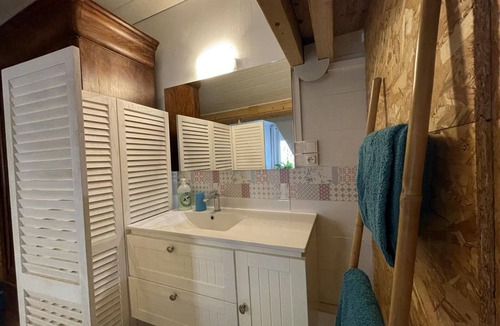 Herisson Apartment | Apartment Hérisson, 1 bedroom, 2 persons