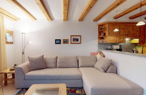 Celerina-Schlarigna Apartment | Apartment house in super convenient location.