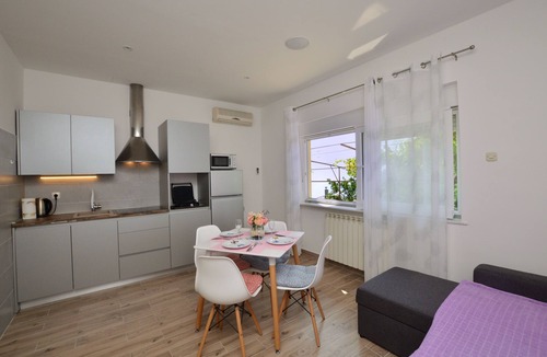 Rijeka Apartment | Apartment Happy sound (72101-A1) - Rijeka